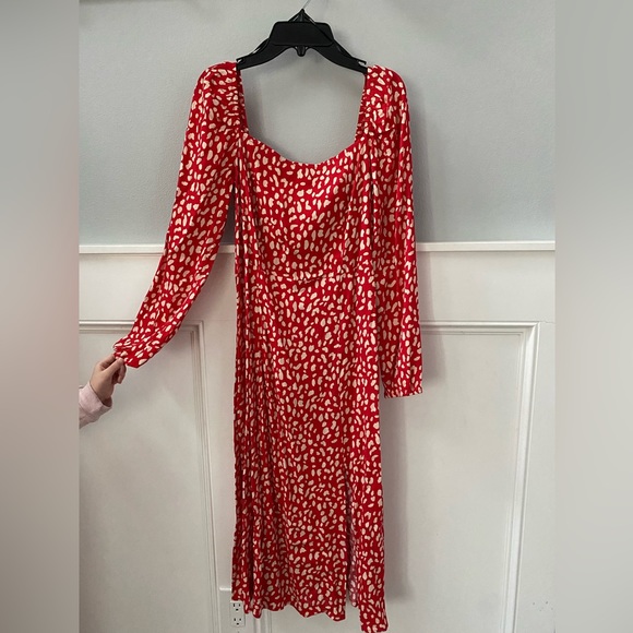 FOREVER 21 - Red Slit Dress - Picture 2 of 4